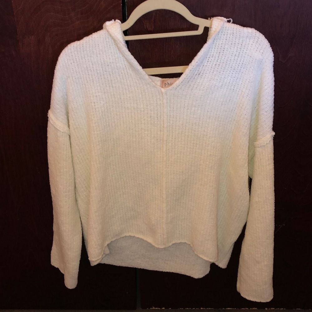 Cream hooded Sweater